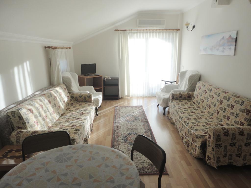 Cicek Hotel & Apartments Fethiye Rum bild