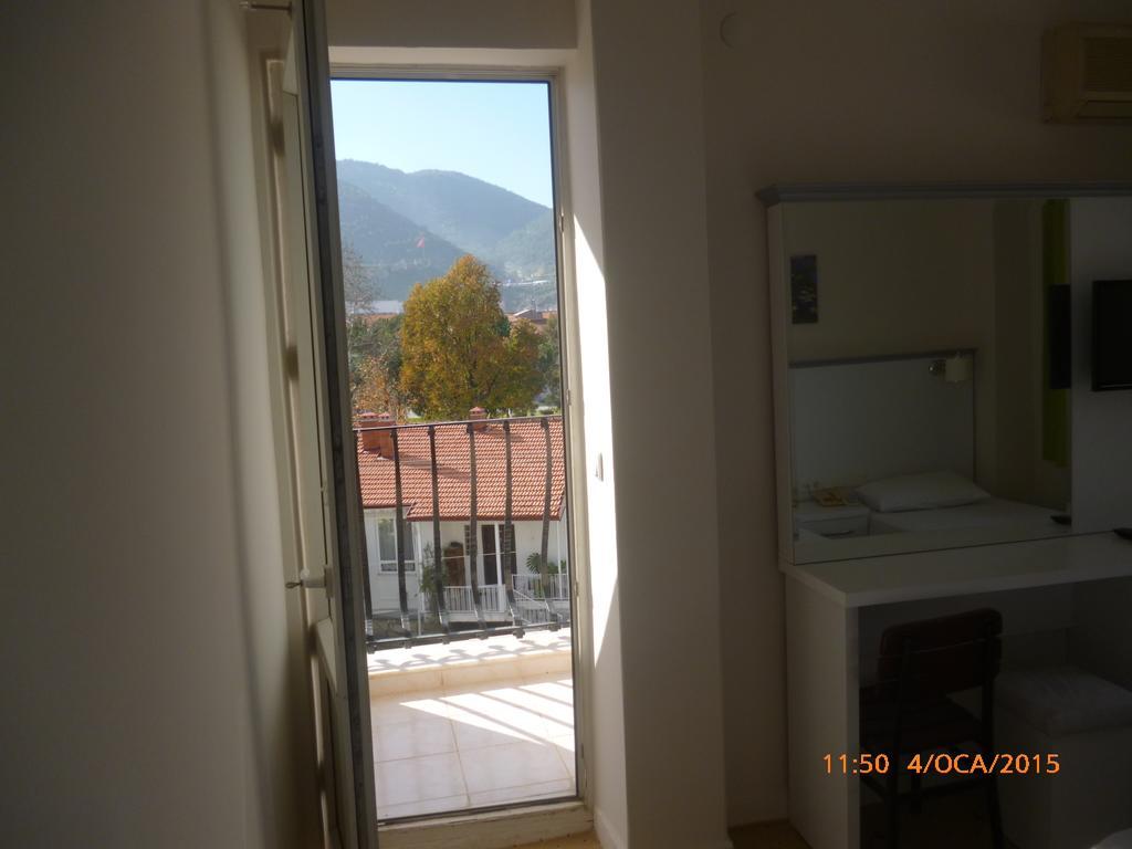 Cicek Hotel & Apartments Fethiye Rum bild