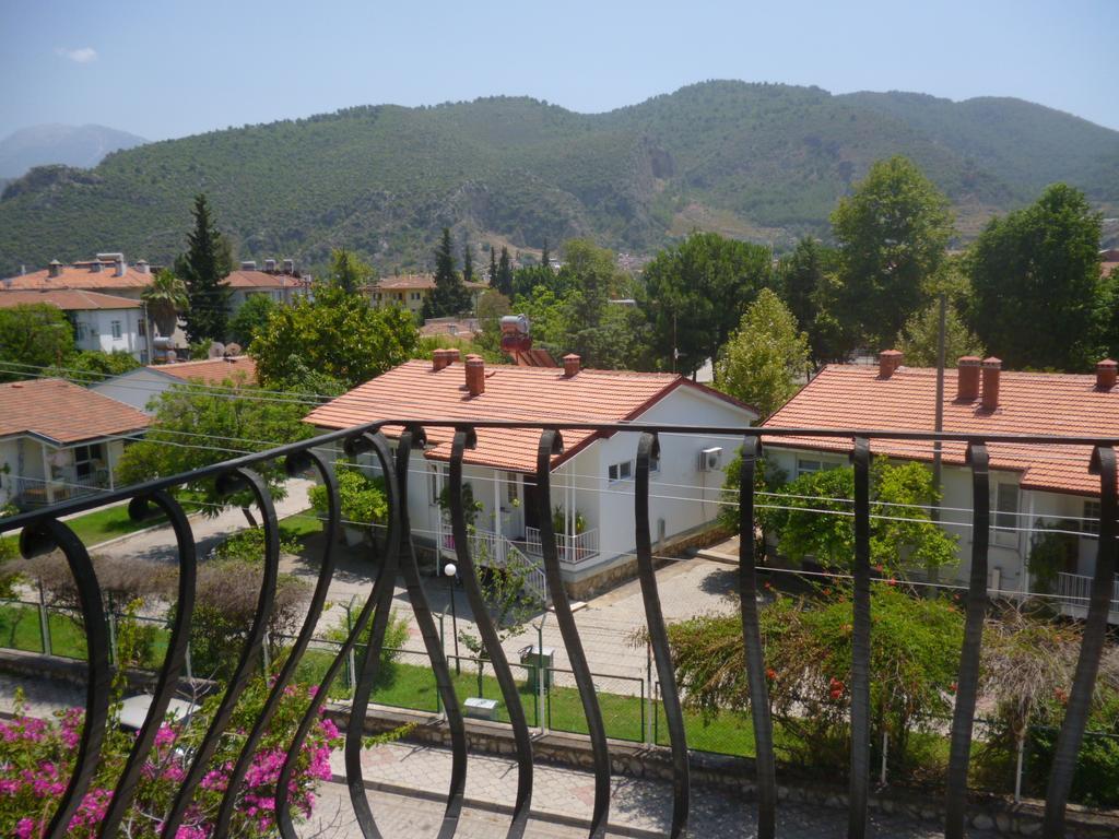 Cicek Hotel & Apartments Fethiye Rum bild