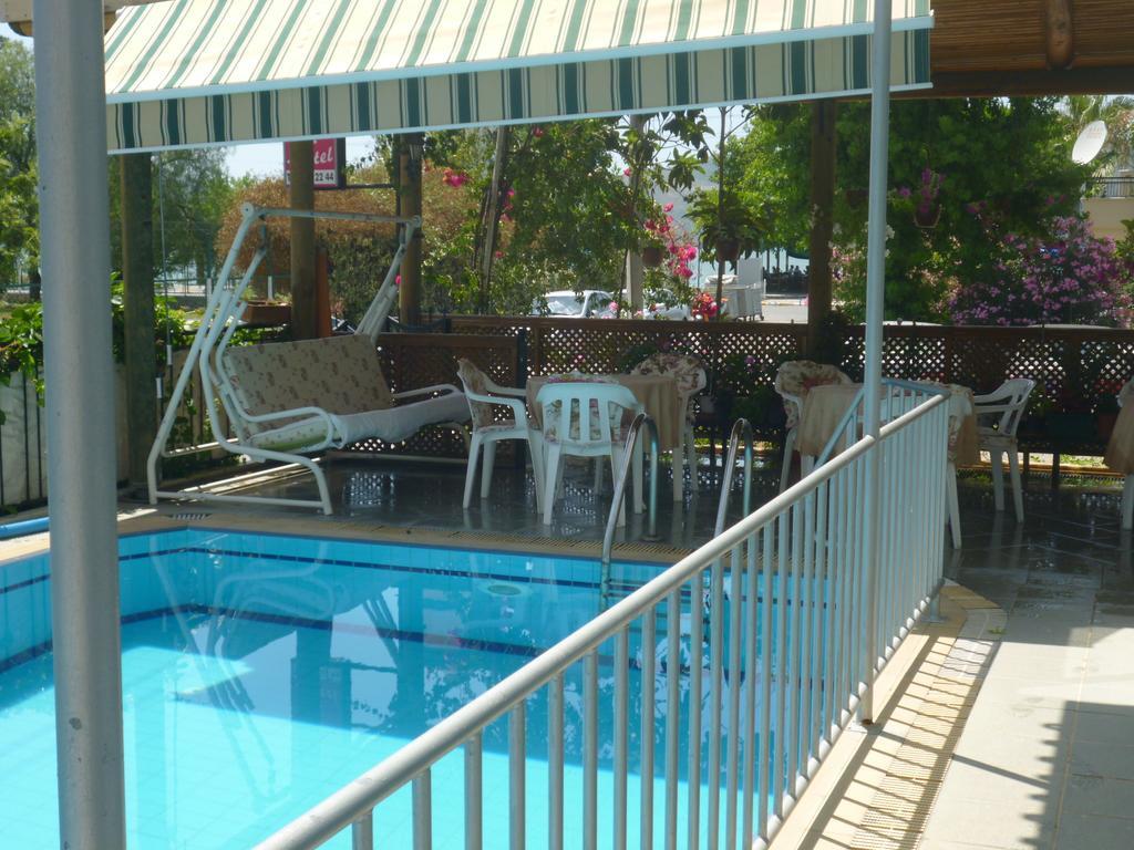 Cicek Hotel & Apartments Fethiye Exteriör bild