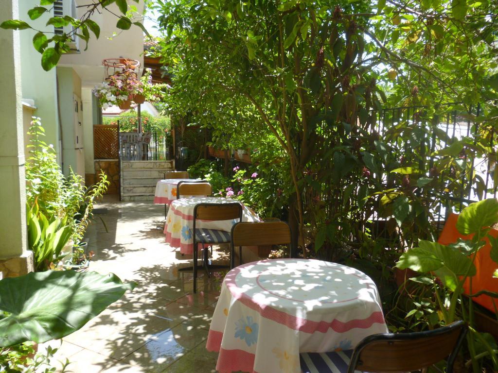 Cicek Hotel & Apartments Fethiye Exteriör bild